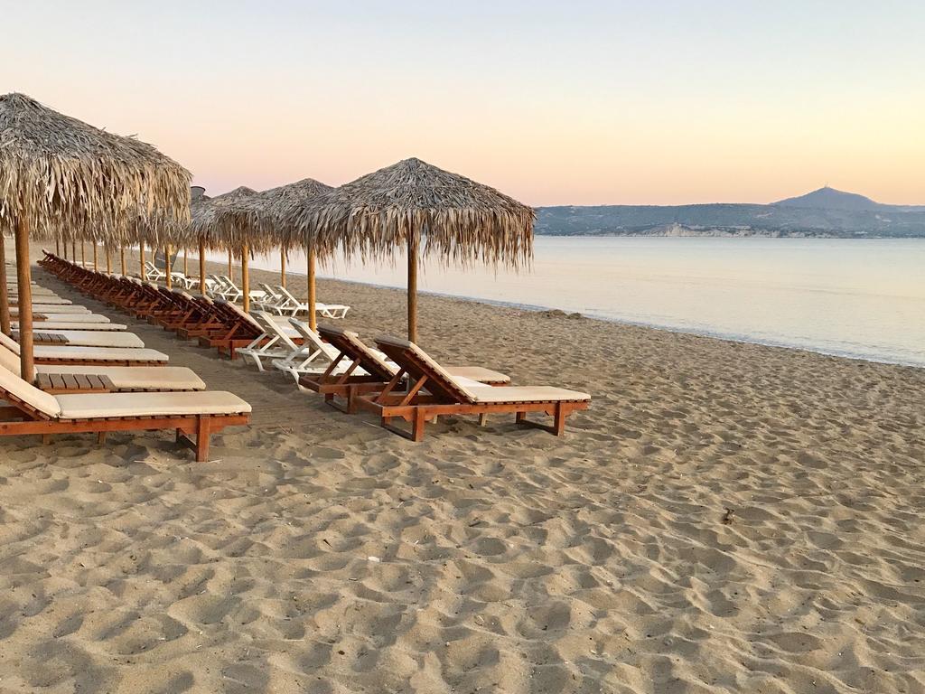 Porto Kalyves Seaside Aparthotel Εξωτερικό φωτογραφία